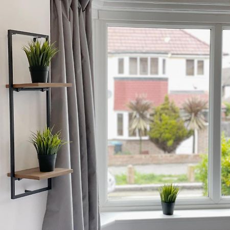 Cosy Bright Studio Apartment Close To Wembley Stadium London Exterior photo